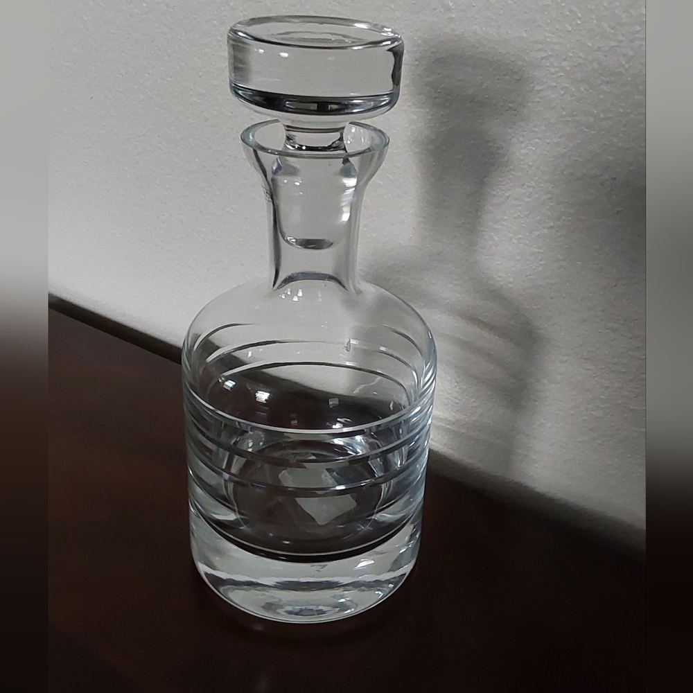 TARNOV OF POLAND CLEAR BOTTLE FOR VODKA/‎ WHISKEY
